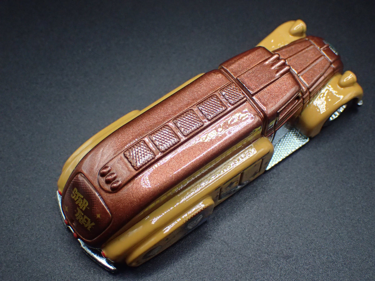 1938 38 DODGE AIRFLOW GAS OIL TANKER STAR TREK 1:64 SCALE DIECAST MODEL CAR