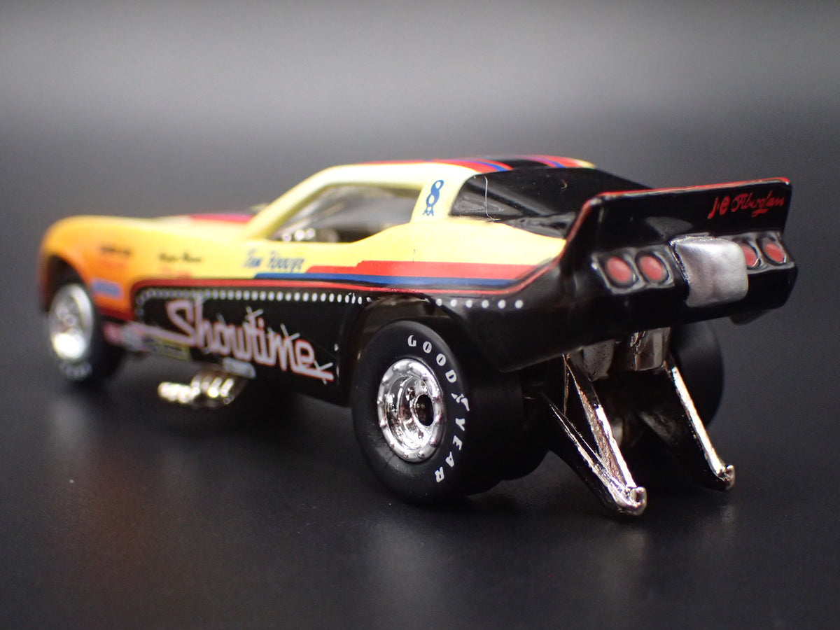 1978 78 CHEVY CHEVROLET CORVETTE FUNNY CAR SHOWTIME 1:64 SCALE DIECAST MODEL CAR