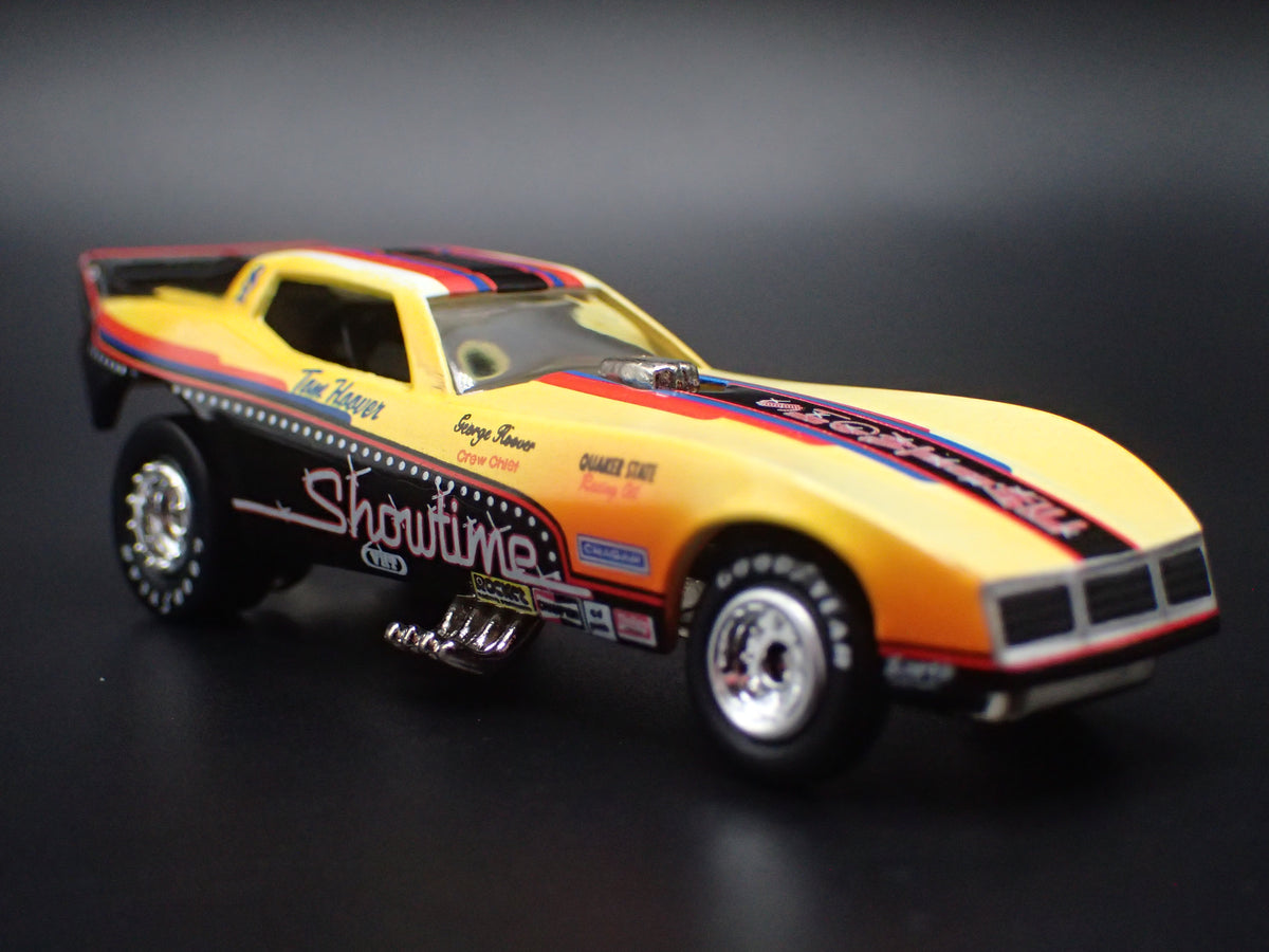 1978 78 CHEVY CHEVROLET CORVETTE FUNNY CAR SHOWTIME 1:64 SCALE DIECAST MODEL CAR