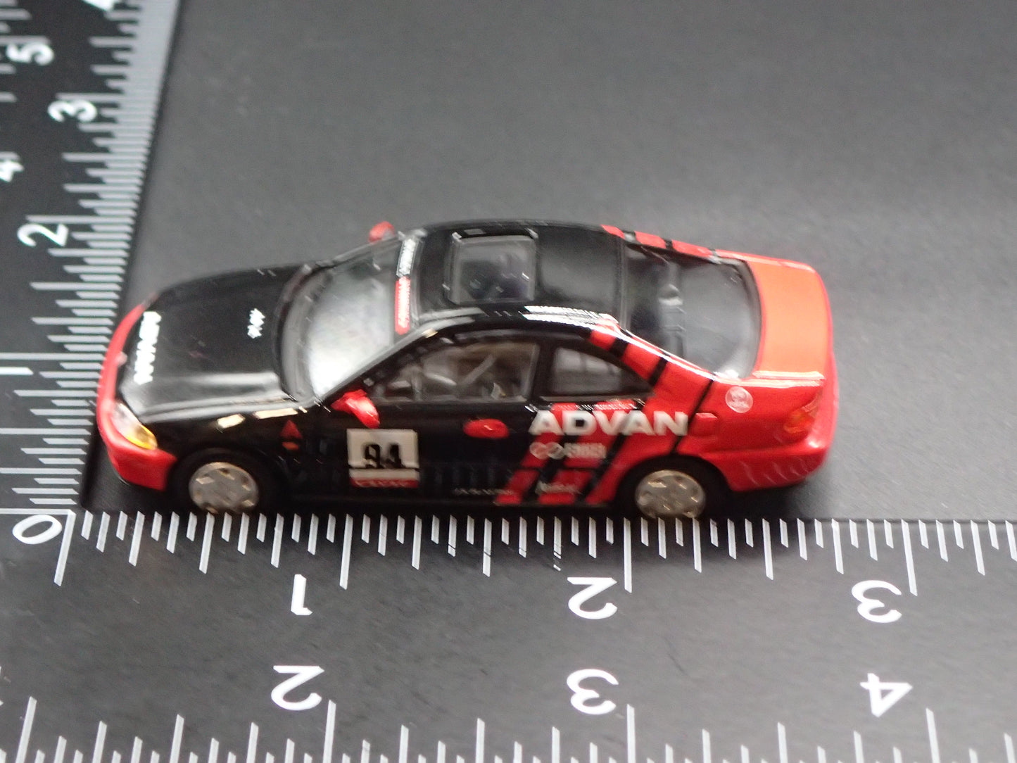1991-1995 HONDA CIVIC COUPE EJI ADVAN 1:64 SCALE COLLECTIBLE DIORAMA DIECAST MODEL CAR