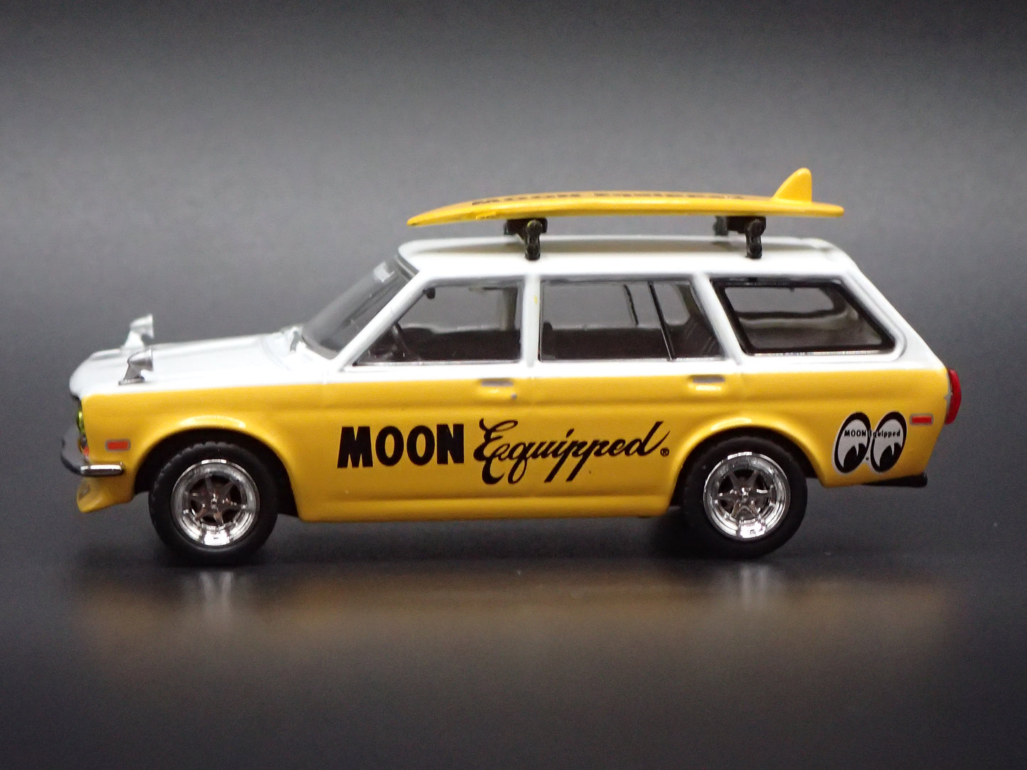 1968-1973 DATSUN 510 STATION WAGON MOONEYES 1:64 SCALE DIECAST MODEL CAR