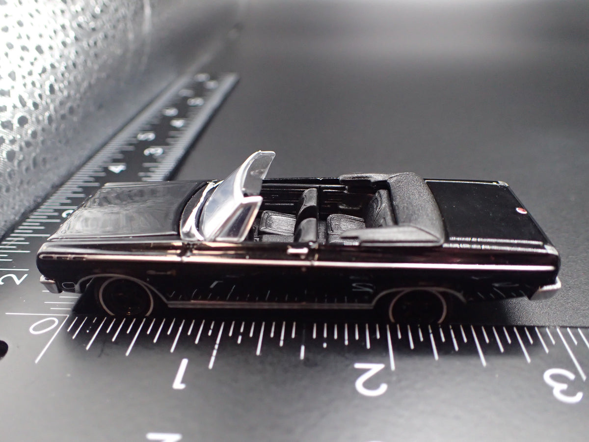 1965 65 DODGE CORONET CONVERTIBLE BLACK 1:64 SCALE DIECAST MODEL CAR