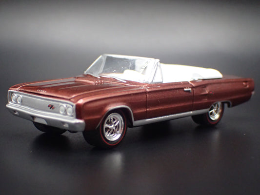 1967 67 DODGE CORONET R/T HEMI CONVERTIBLE BRONZE 1/64 SCALE DIECAST MODEL CAR