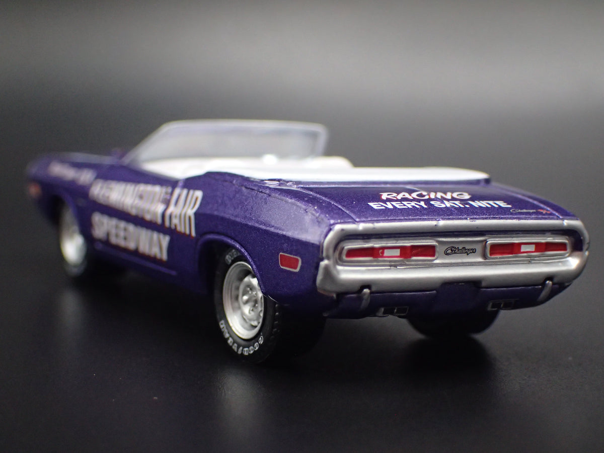 1971 71 DODGE CHALLENGER CONVERTIBLE FLEMINGTON PACE 1/64 SCALE DIECAST CAR