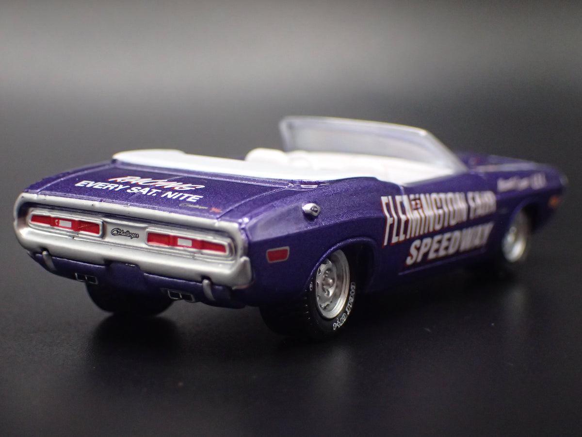 1971 71 DODGE CHALLENGER CONVERTIBLE FLEMINGTON PACE 1/64 SCALE DIECAST CAR