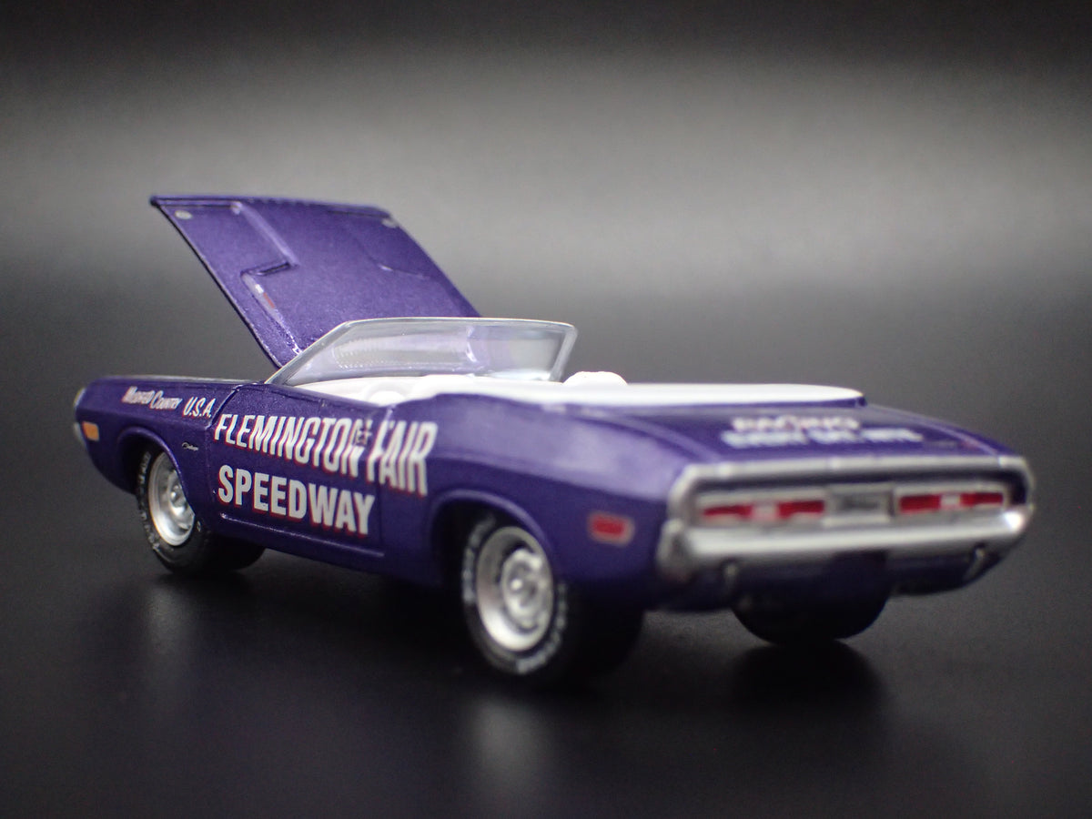 1971 71 DODGE CHALLENGER CONVERTIBLE FLEMINGTON PACE 1/64 SCALE DIECAST CAR