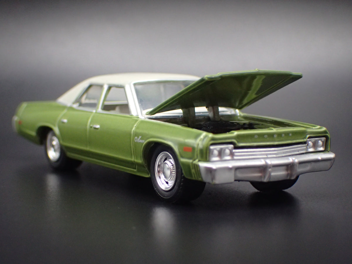 1974 74 DODGE MONACO 4 FOUR DOOR w HITCH 1:64 SCALE DIORAMA DIECAST MODEL CAR