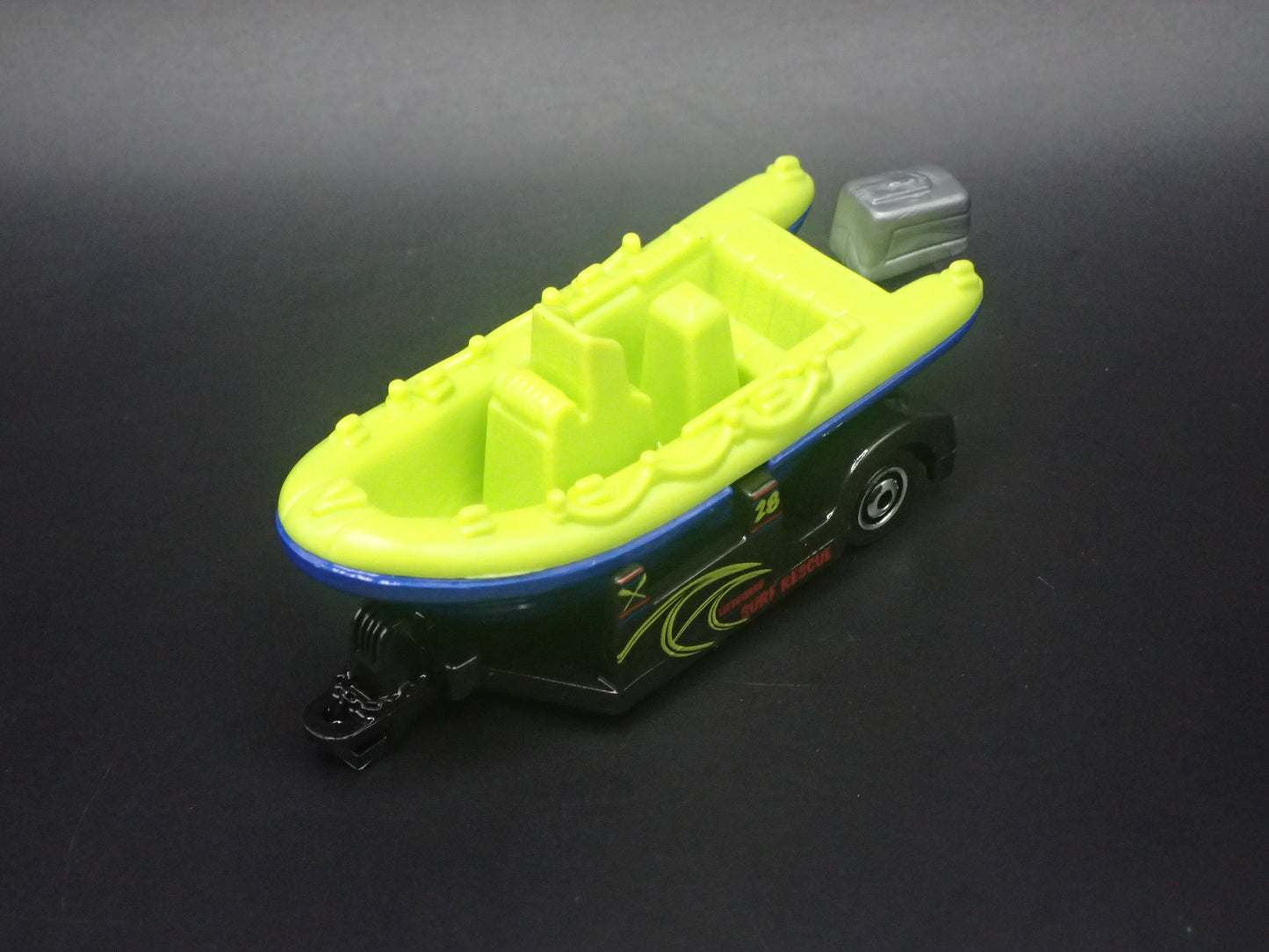 RAFT BOAT w/ TRAILER BLUE 1/64 MB SCALE COLLECTIBLE DIORAMA PROP MODEL