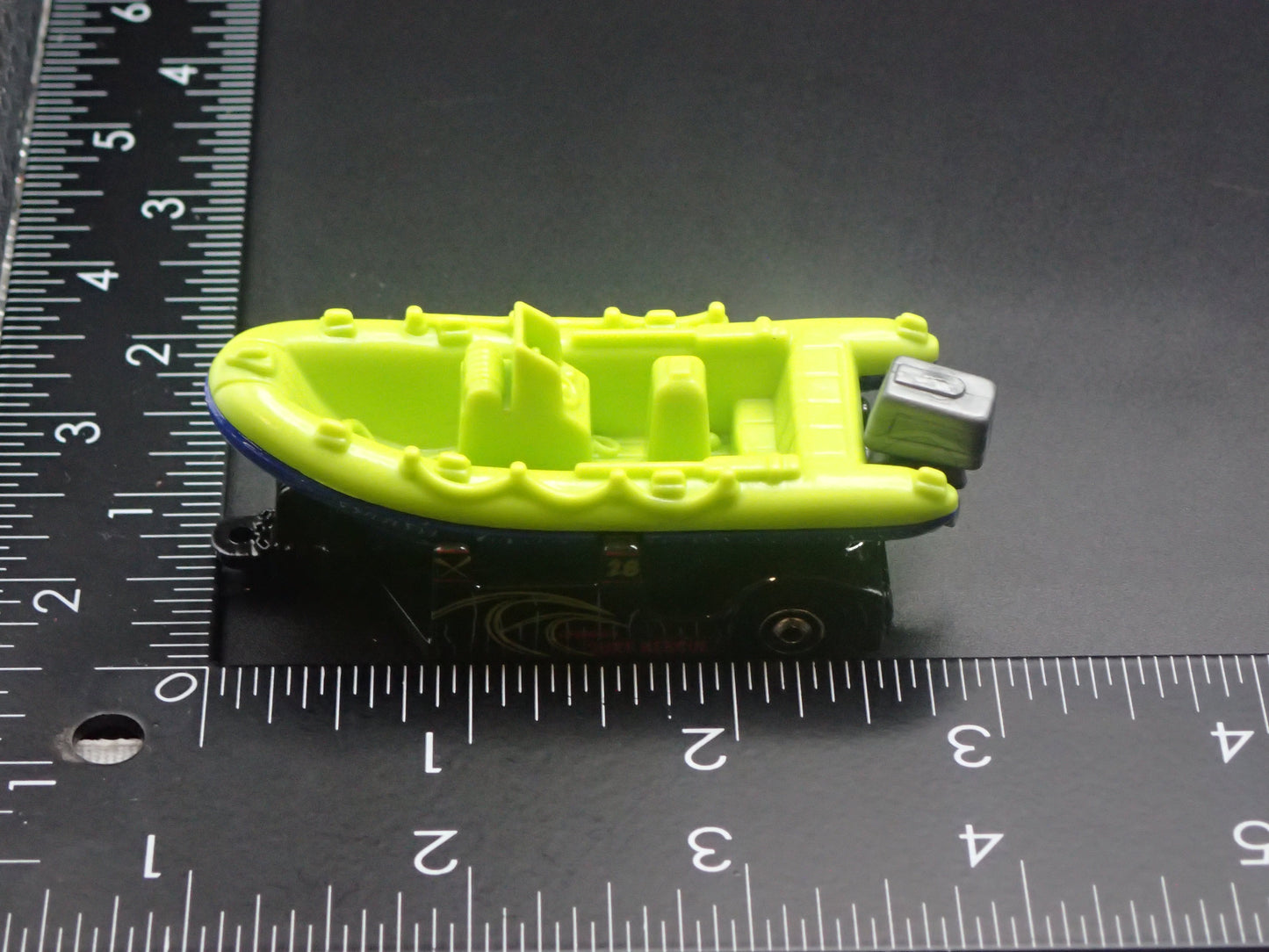RAFT BOAT w/ TRAILER BLUE 1/64 MB SCALE COLLECTIBLE DIORAMA PROP MODEL