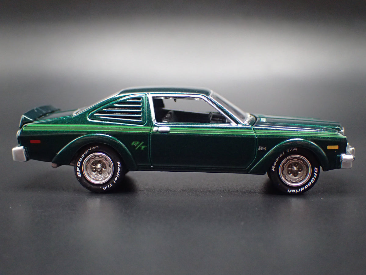 1976 76 DODGE ASPEN R/T GREEN 1/64 SCALE COLLECTIBLE DIECAST MODEL CAR