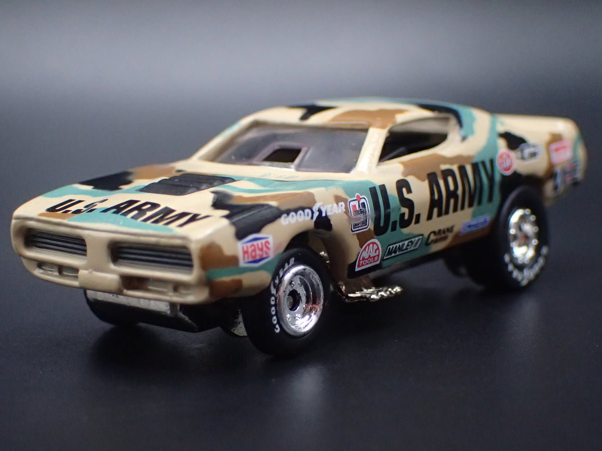 DODGE CHARGER FUNNY CAR NHRA US ARMY 1:64 SCALE DIECAST MODEL CAR