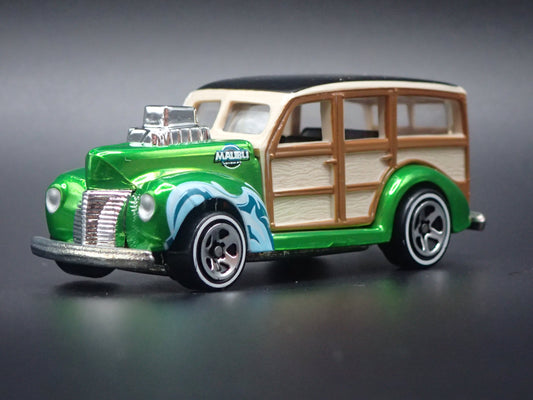 1940 40 FORD WOODIE WOODY STATION WAGON GREEN 1:64 SCALE DIORAMA DIECAST MODEL CAR