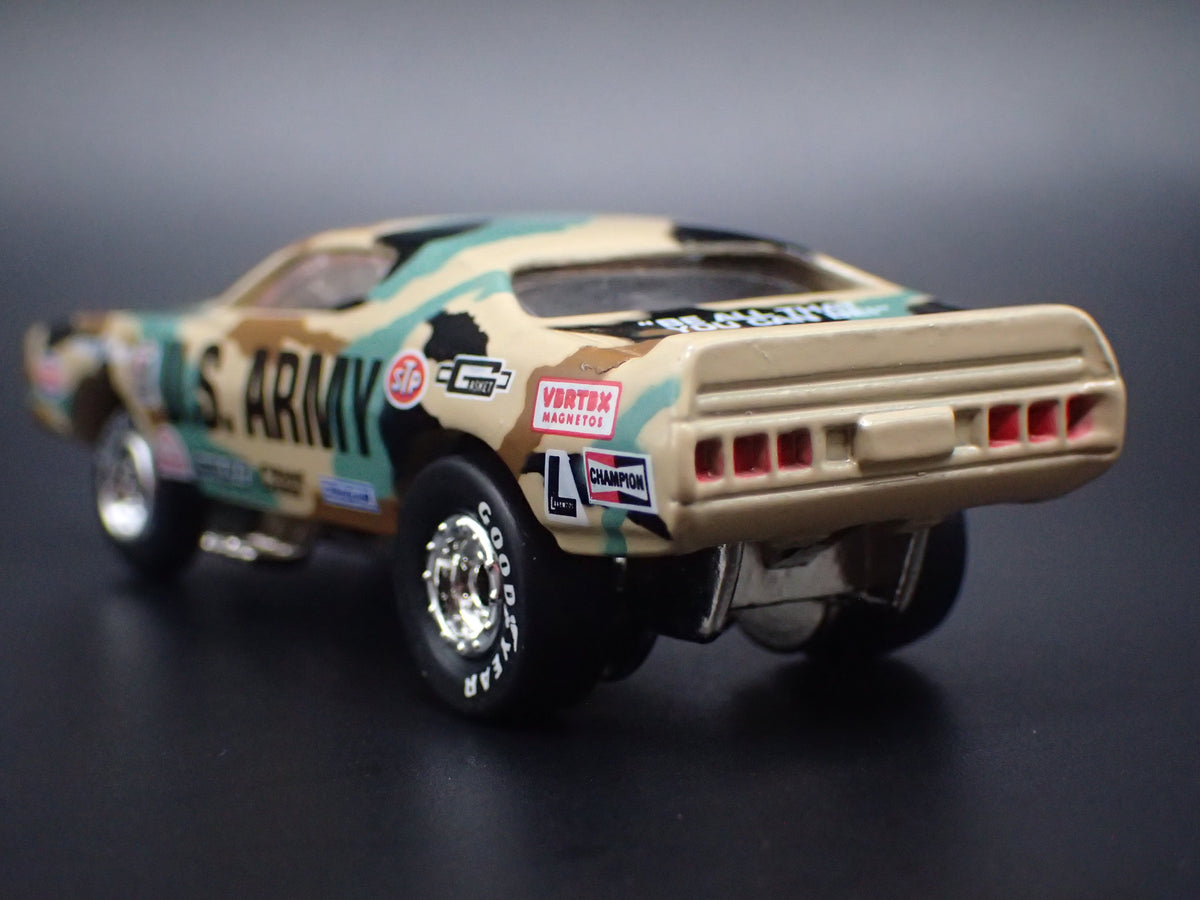 DODGE CHARGER FUNNY CAR NHRA US ARMY 1:64 SCALE DIECAST MODEL CAR
