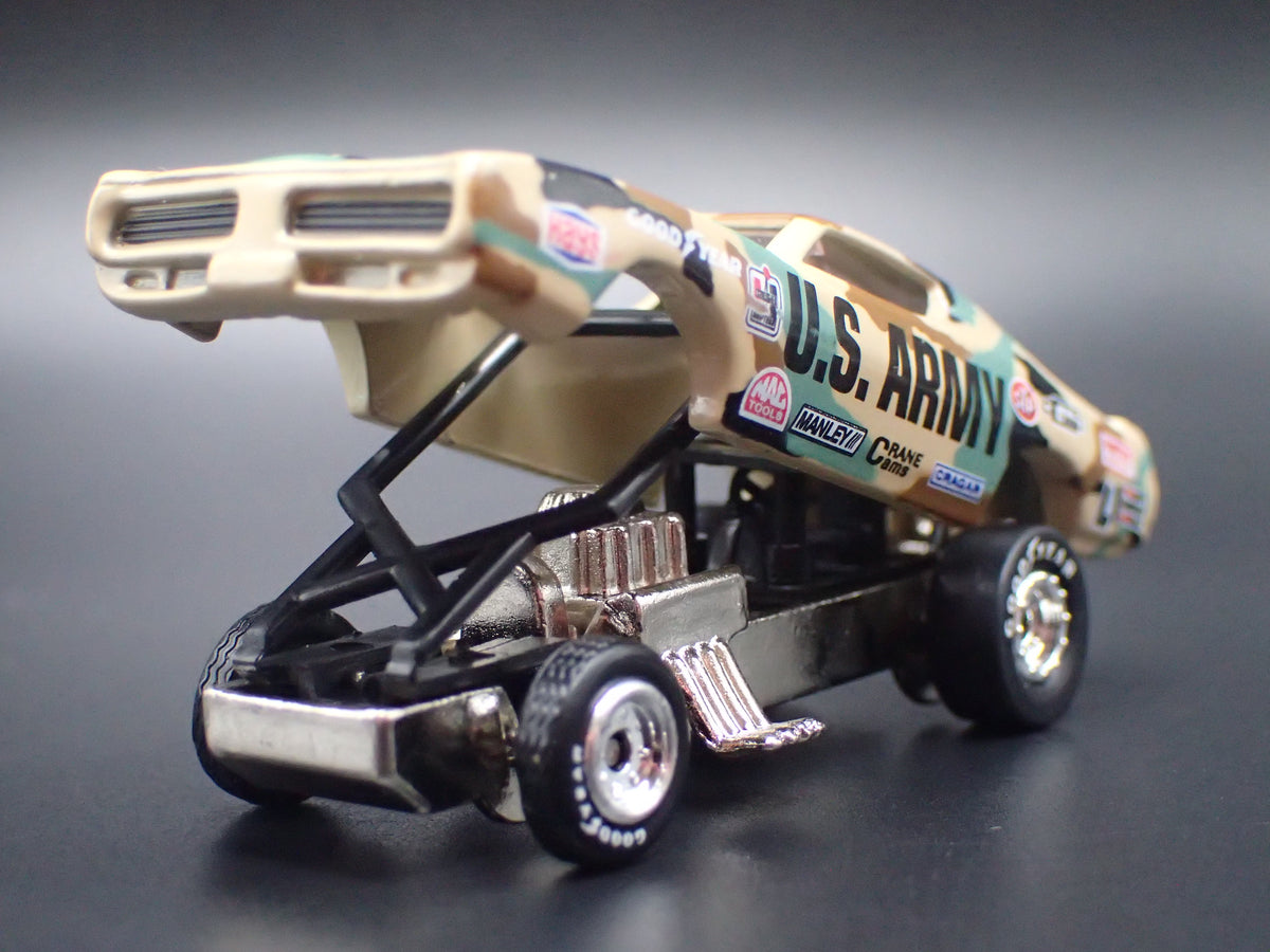 DODGE CHARGER FUNNY CAR NHRA US ARMY 1:64 SCALE DIECAST MODEL CAR