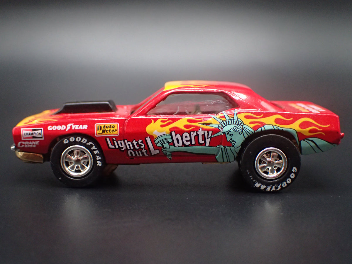 1971 71 PLYMOUTH CUDA FUNNY CAR LIGHTS OUT LIBERTY NHRA 1/64 SCALE DIECAST MODEL CAR