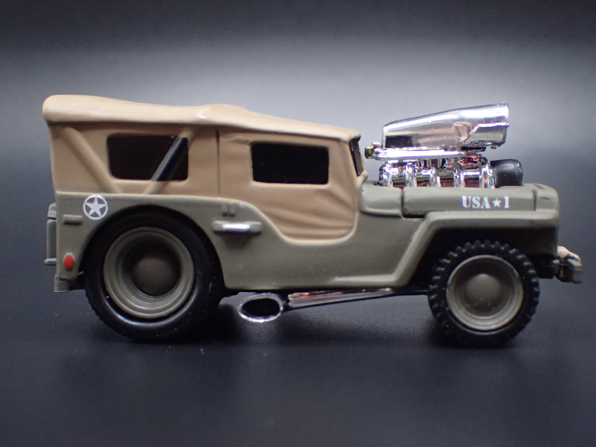 1942 42 JEEP MILITARY GRAY 1:64 SCALE COLLECTIBLE DIORAMA DIECAST MODEL CAR