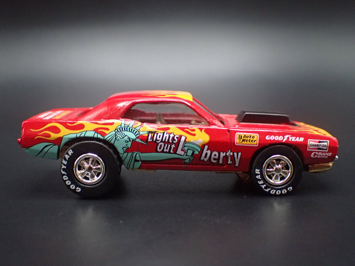 1971 71 PLYMOUTH CUDA FUNNY CAR LIGHTS OUT LIBERTY NHRA 1/64 SCALE DIECAST MODEL CAR