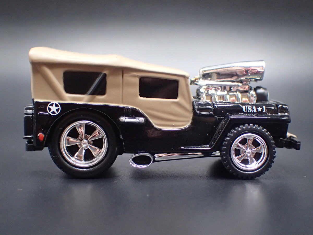 1942 42 JEEP MILITARY BLACK 1:64 SCALE COLLECTIBLE DIORAMA DIECAST MODEL CAR