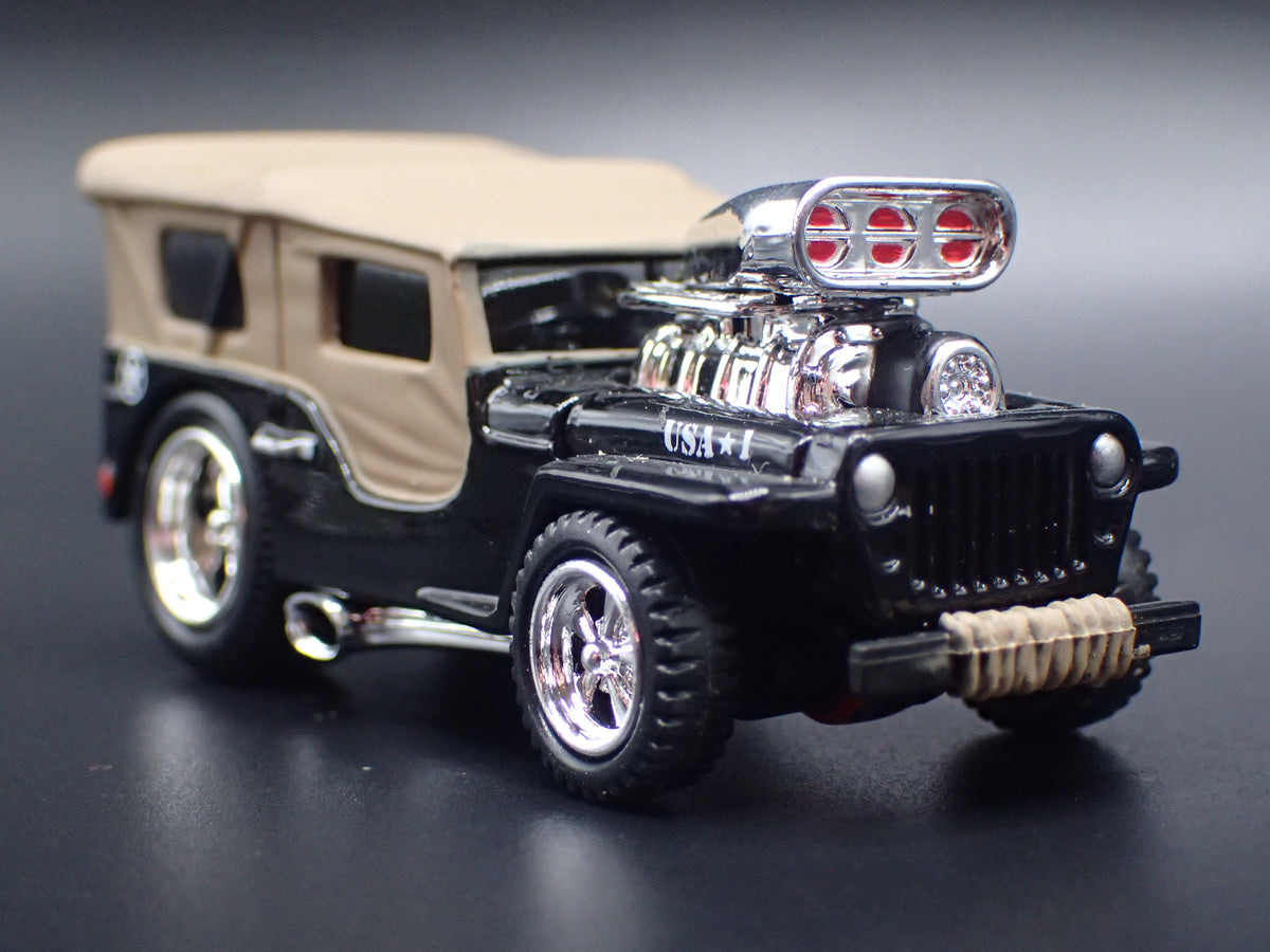 1942 42 JEEP MILITARY BLACK 1:64 SCALE COLLECTIBLE DIORAMA DIECAST MODEL CAR