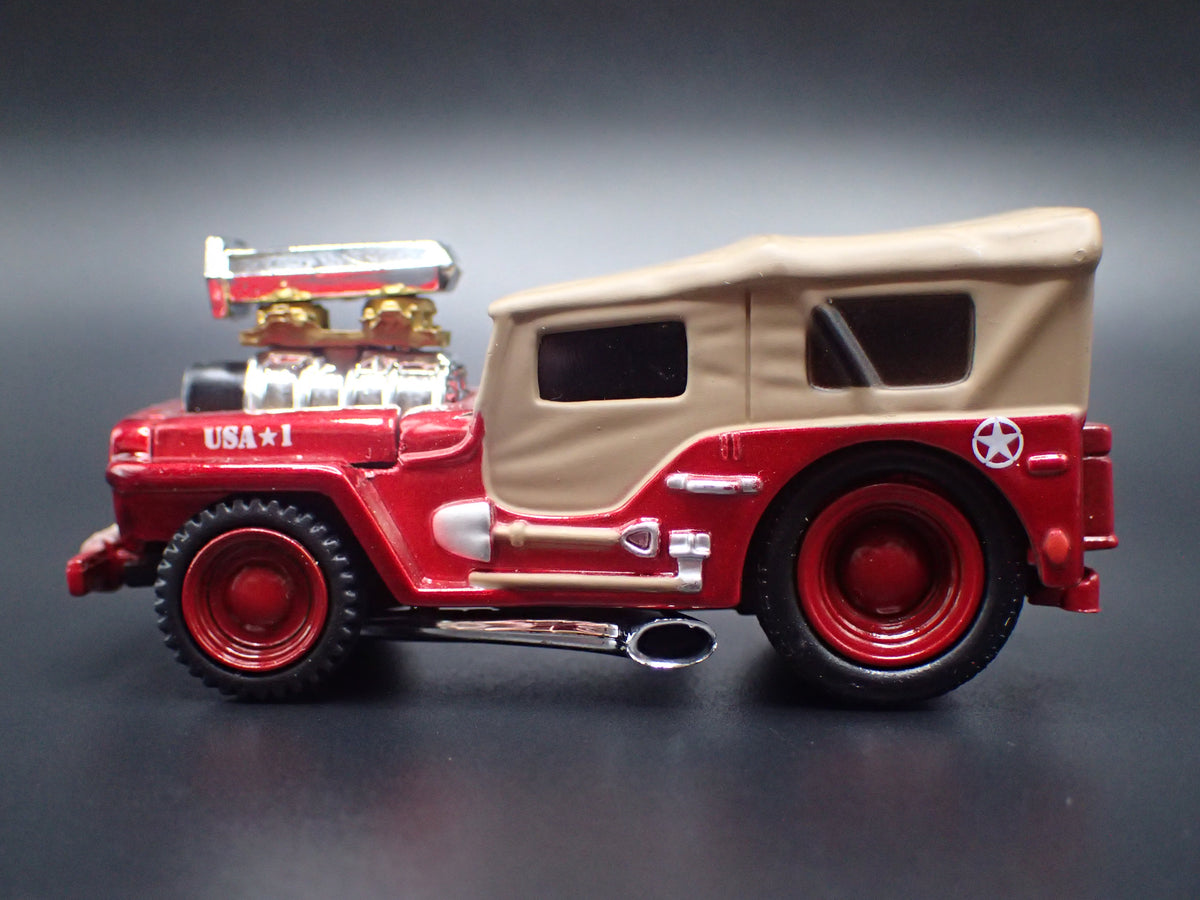 1942 42 JEEP MILITARY RED 1:64 SCALE COLLECTIBLE DIORAMA DIECAST MODEL CAR