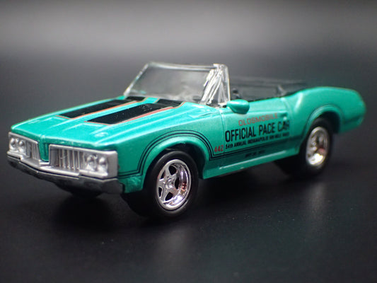 1970 70 OLDS OLDSMOBILE 442 INDY 500 CONVERTIBLE PACE CAR 1/64 SCALE DIECAST MODEL CAR-Burning Rubber Toy Company
