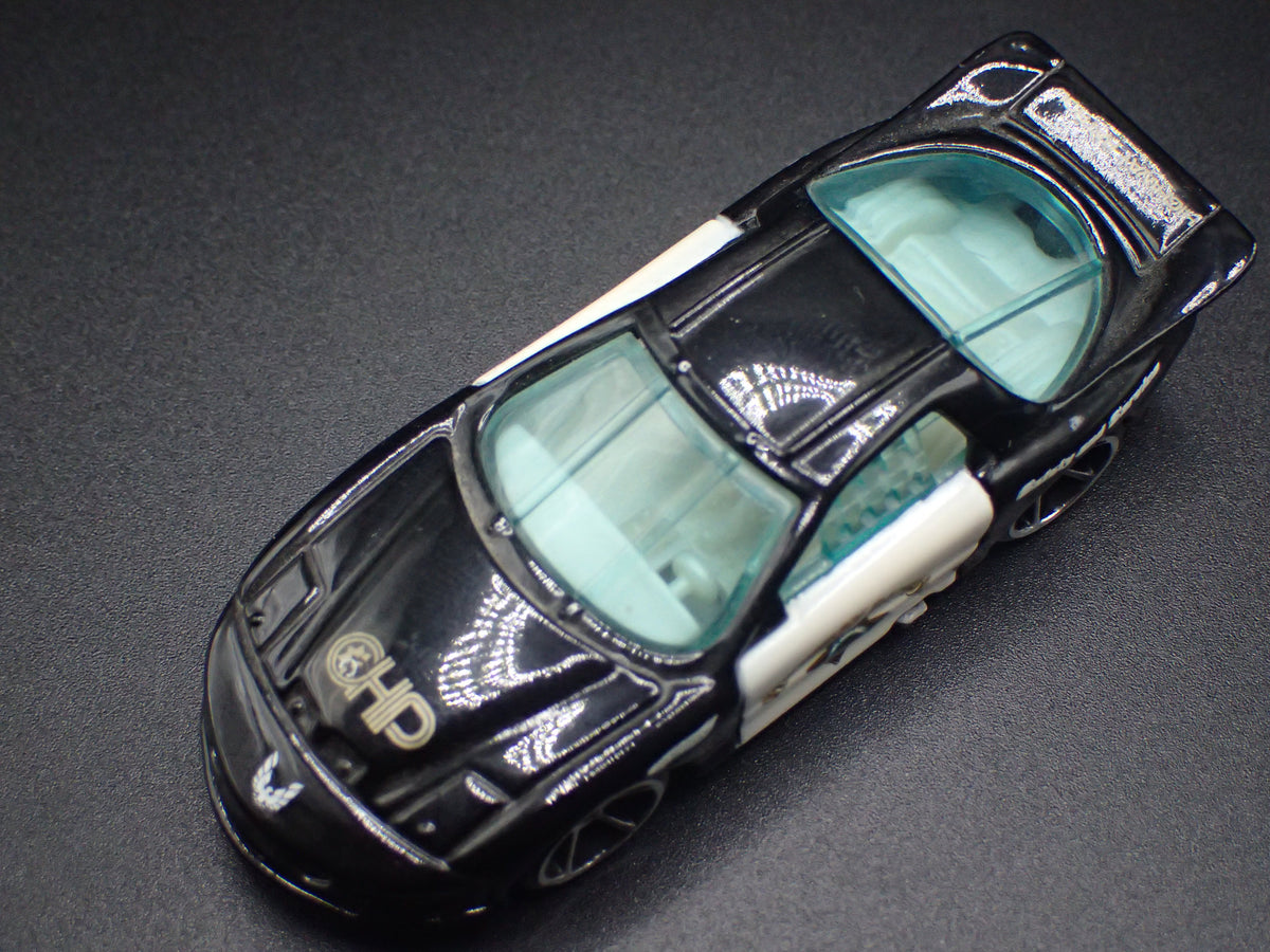 PONTIAC FIREBIRD IROC CHP CALIFORNIA 1:64 SCALE COLLECTIBLE DIECAST MODEL CAR