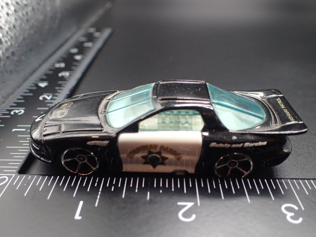 PONTIAC FIREBIRD IROC CHP CALIFORNIA 1:64 SCALE COLLECTIBLE DIECAST MODEL CAR
