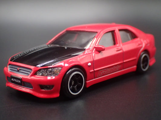 1998-2005 TOYOTA ALTEZZA LEXUS RED 1:64 SCALE DIORAMA DIECAST MODEL CAR-Burning Rubber Toy Company
