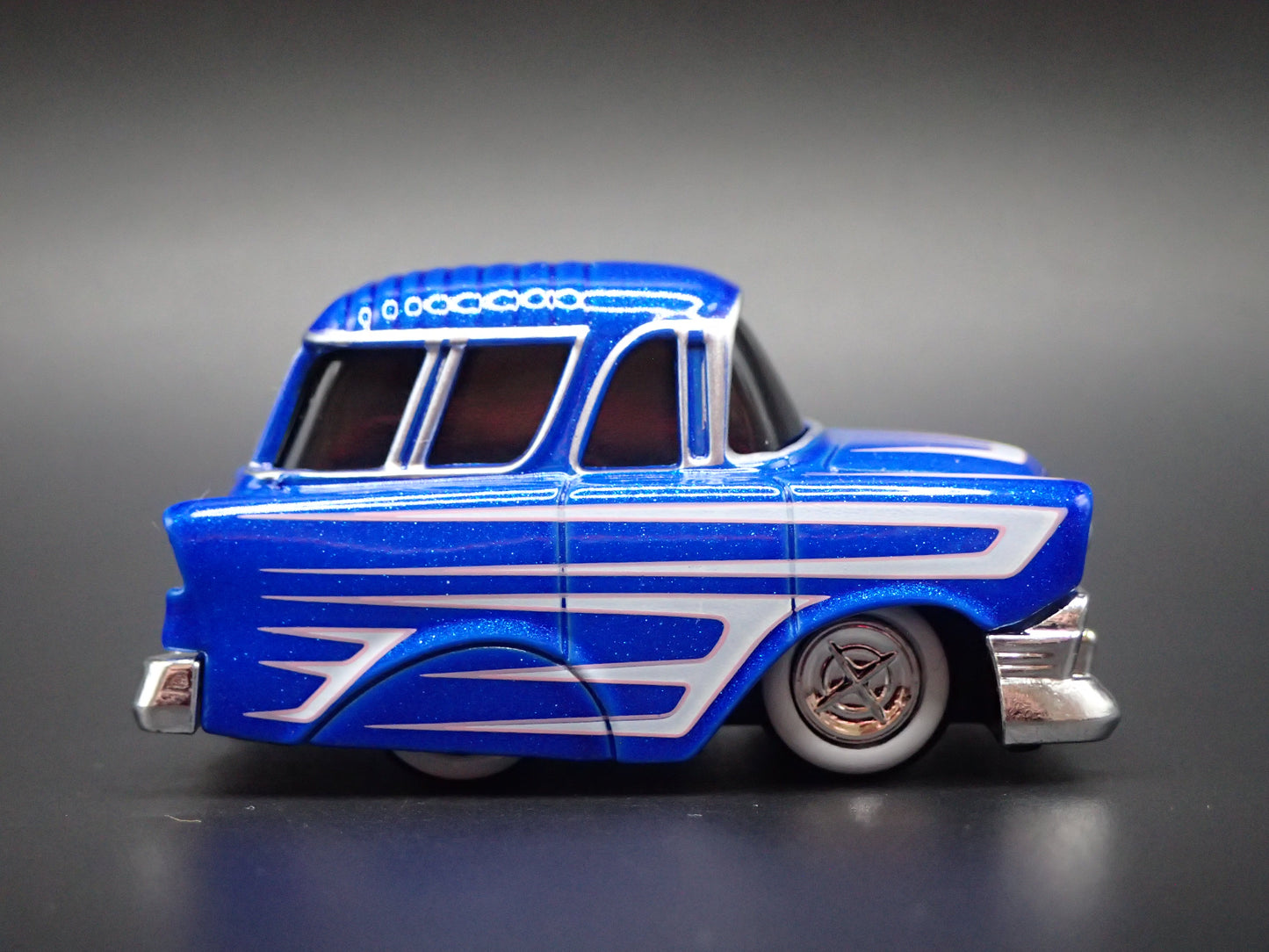 1956 56 CHEVY CHEVROLET NOMAD WAGON TUNED 1:64 SCALE DIORAMA DIECAST MODEL CAR