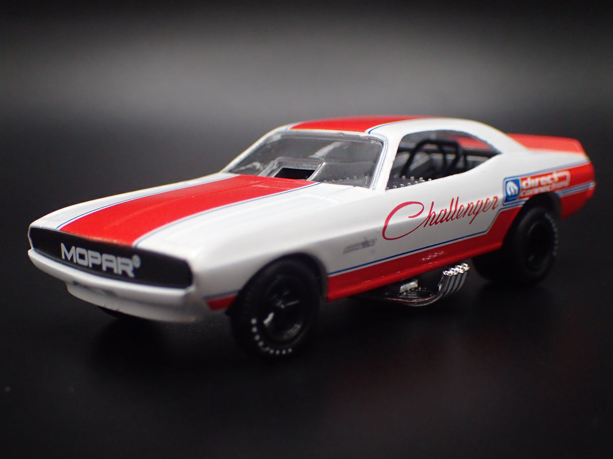 1971 71 DODGE CHALLENGER FUNNY CAR NHRA 1/64 SCALE DIECAST MODEL CAR