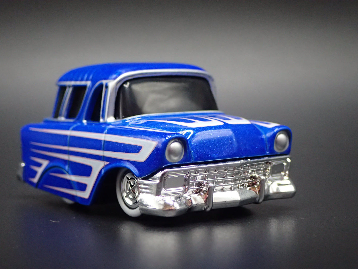 1956 56 CHEVY CHEVROLET NOMAD WAGON TUNED 1:64 SCALE DIORAMA DIECAST MODEL CAR