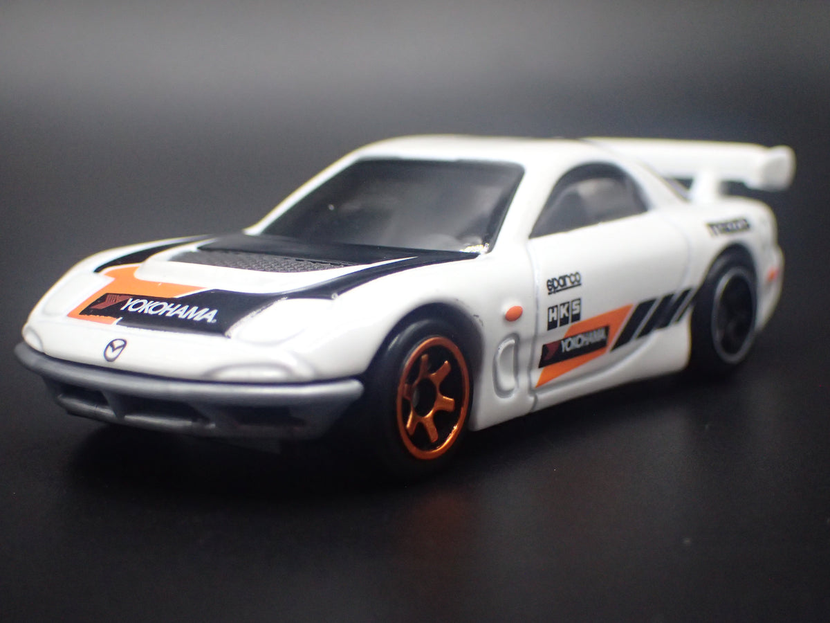 1992-2002 MAZDA RX7 JDM WHITE 1:64 SCALE COLLECTIBLE DIORAMA DIECAST MODEL CAR