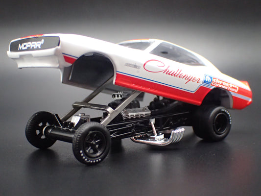 1971 71 DODGE CHALLENGER FUNNY CAR NHRA 1/64 SCALE DIECAST MODEL CAR