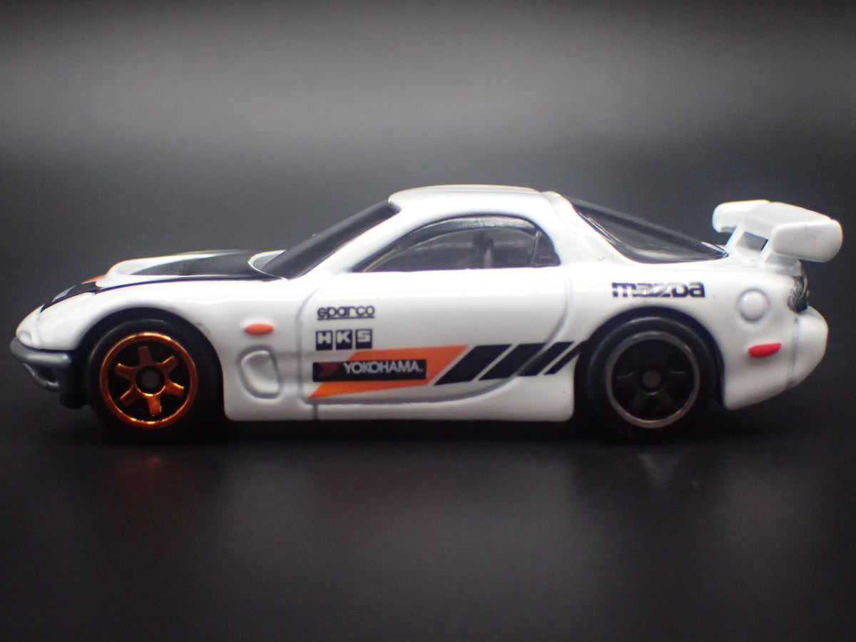 1992-2002 MAZDA RX7 JDM WHITE 1:64 SCALE COLLECTIBLE DIORAMA DIECAST MODEL CAR