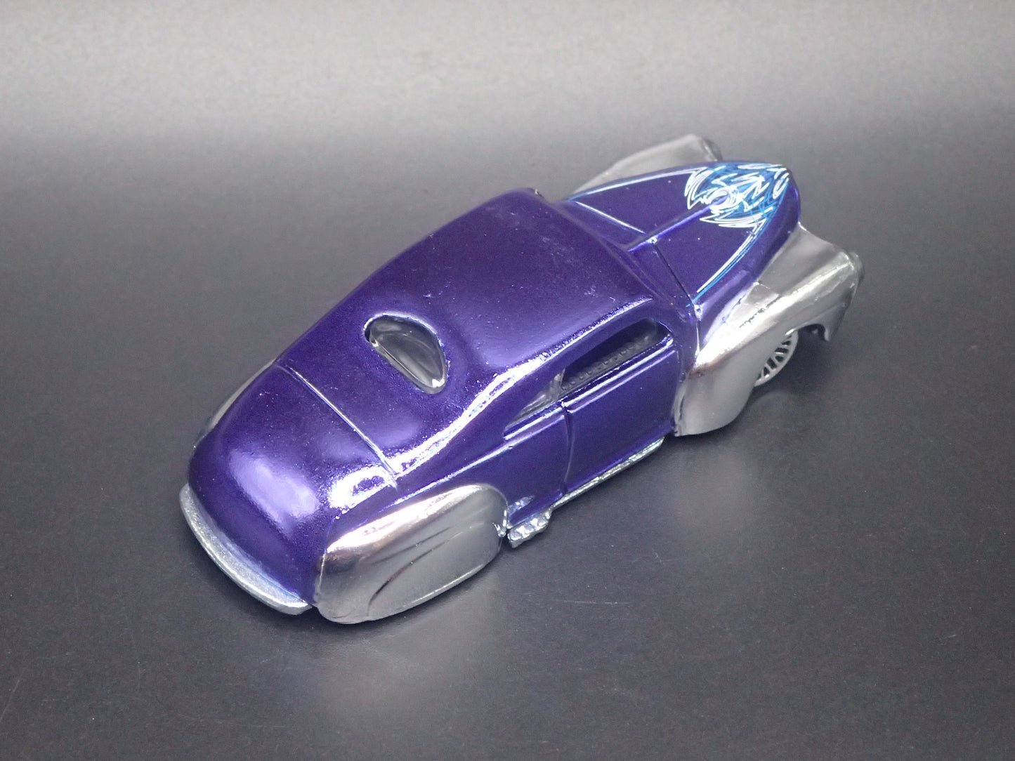 1941 41 FORD TAIL DRAGGER CUSTOM HOT ROD 1:64 SCALE DIORAMA DIECAST MODEL CAR