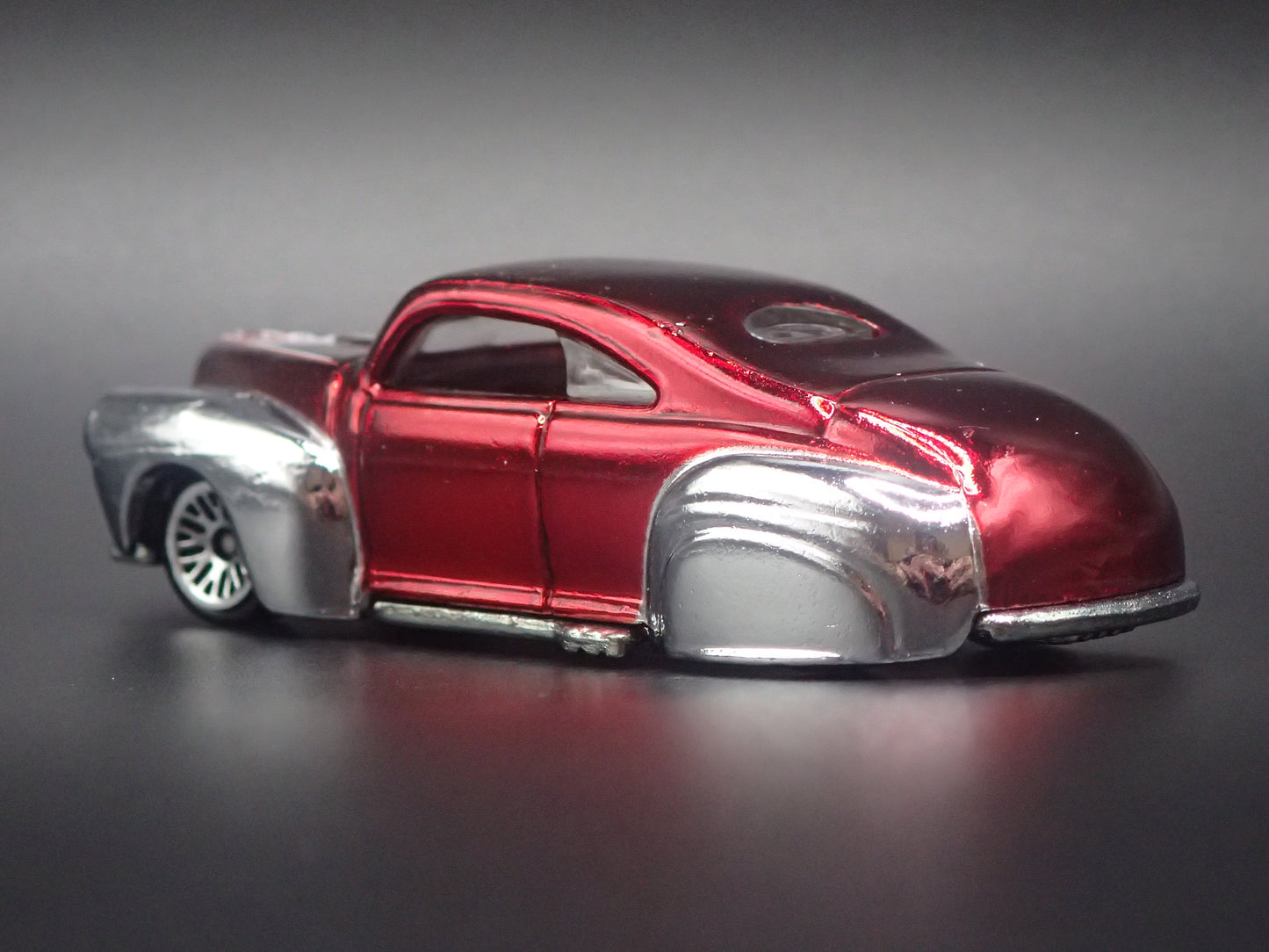 1941 41 FORD TAIL DRAGGER CUSTOM HOT ROD 1:64 SCALE DIORAMA DIECAST MODEL CAR