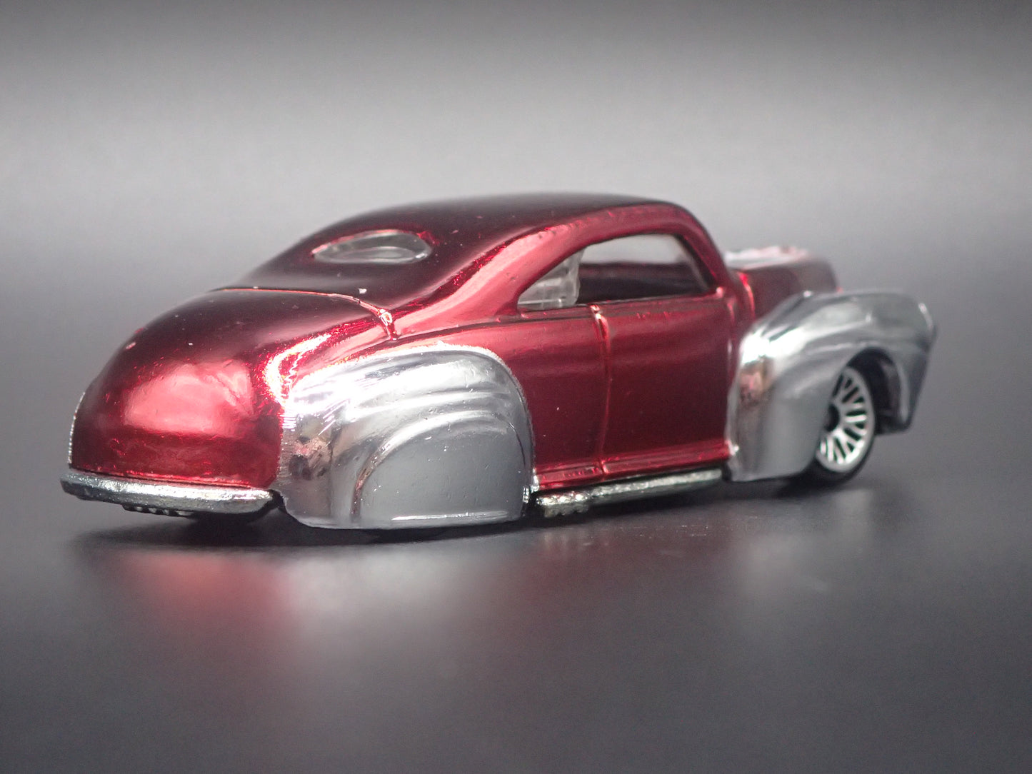 1941 41 FORD TAIL DRAGGER CUSTOM HOT ROD 1:64 SCALE DIORAMA DIECAST MODEL CAR