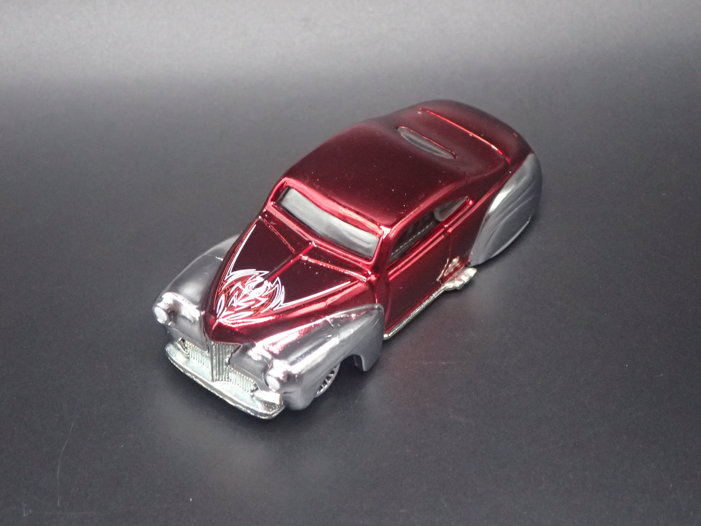 1941 41 FORD TAIL DRAGGER CUSTOM HOT ROD 1:64 SCALE DIORAMA DIECAST MODEL CAR