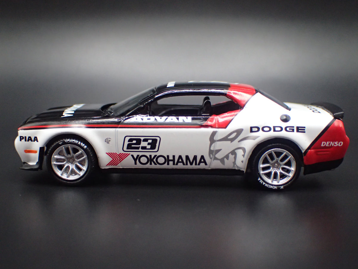 2011-2023 DODGE CHALLENGER SRT HELLCAT 1/64 SCALE DIECAST MODEL CAR