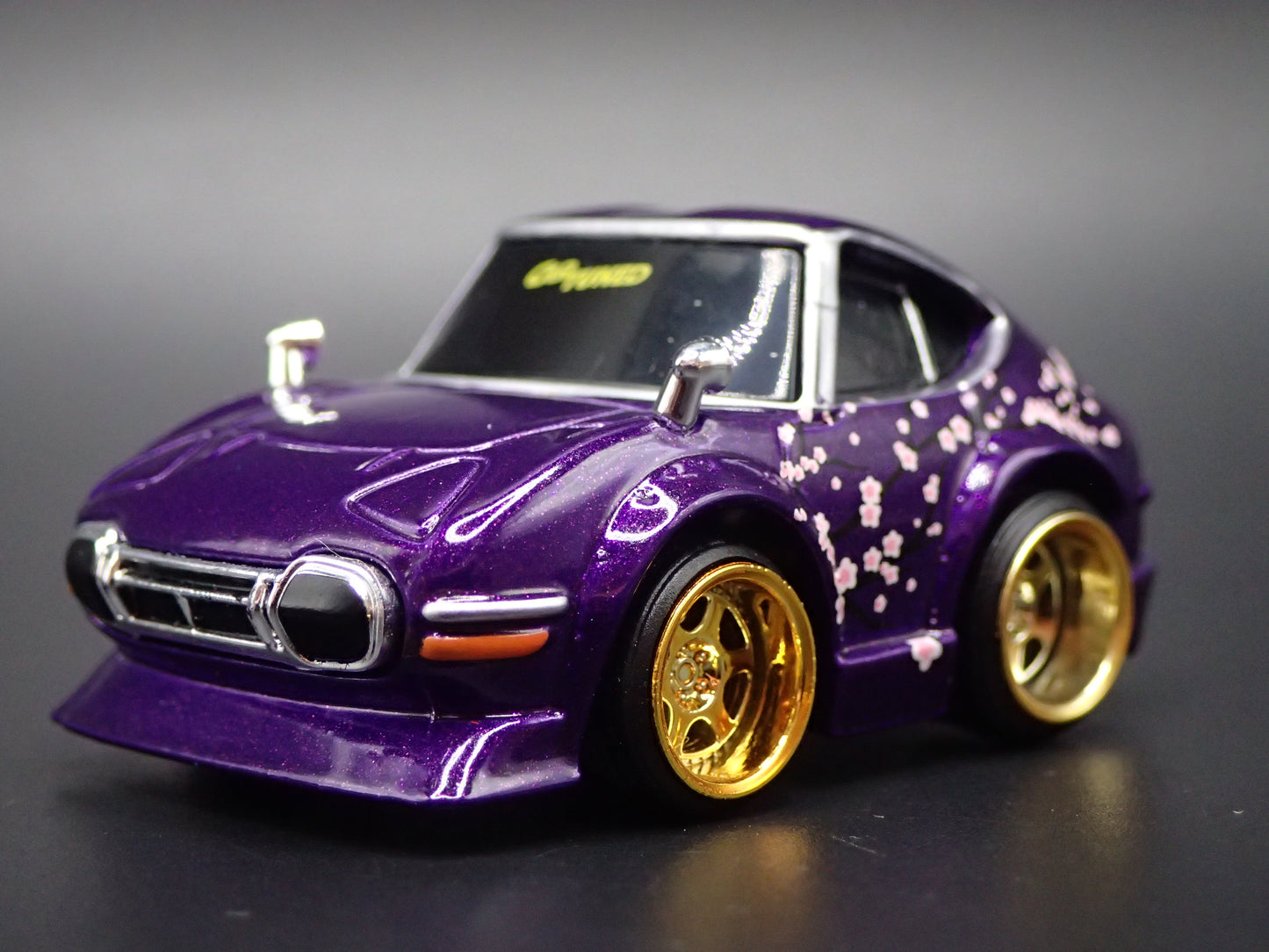 1967-1970 TOYOTA 2000GT TUNED JDM PURPLE 1/64 SCALE COLLECITBLE DIECAST MODEL CAR