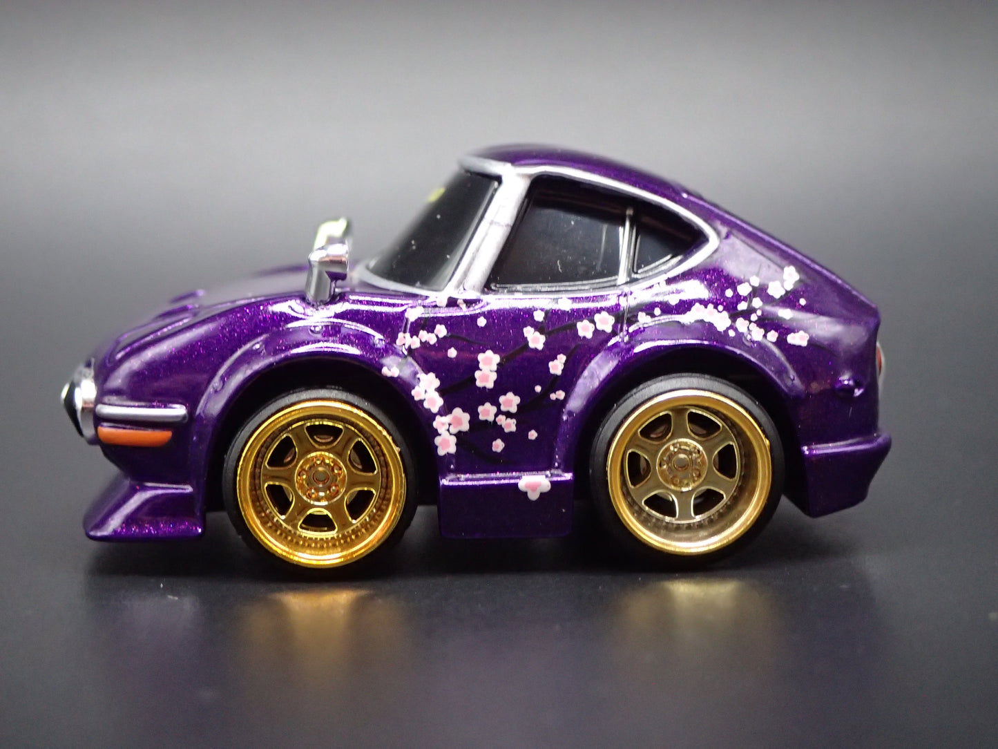 1967-1970 TOYOTA 2000GT TUNED JDM PURPLE 1/64 SCALE COLLECITBLE DIECAST MODEL CAR
