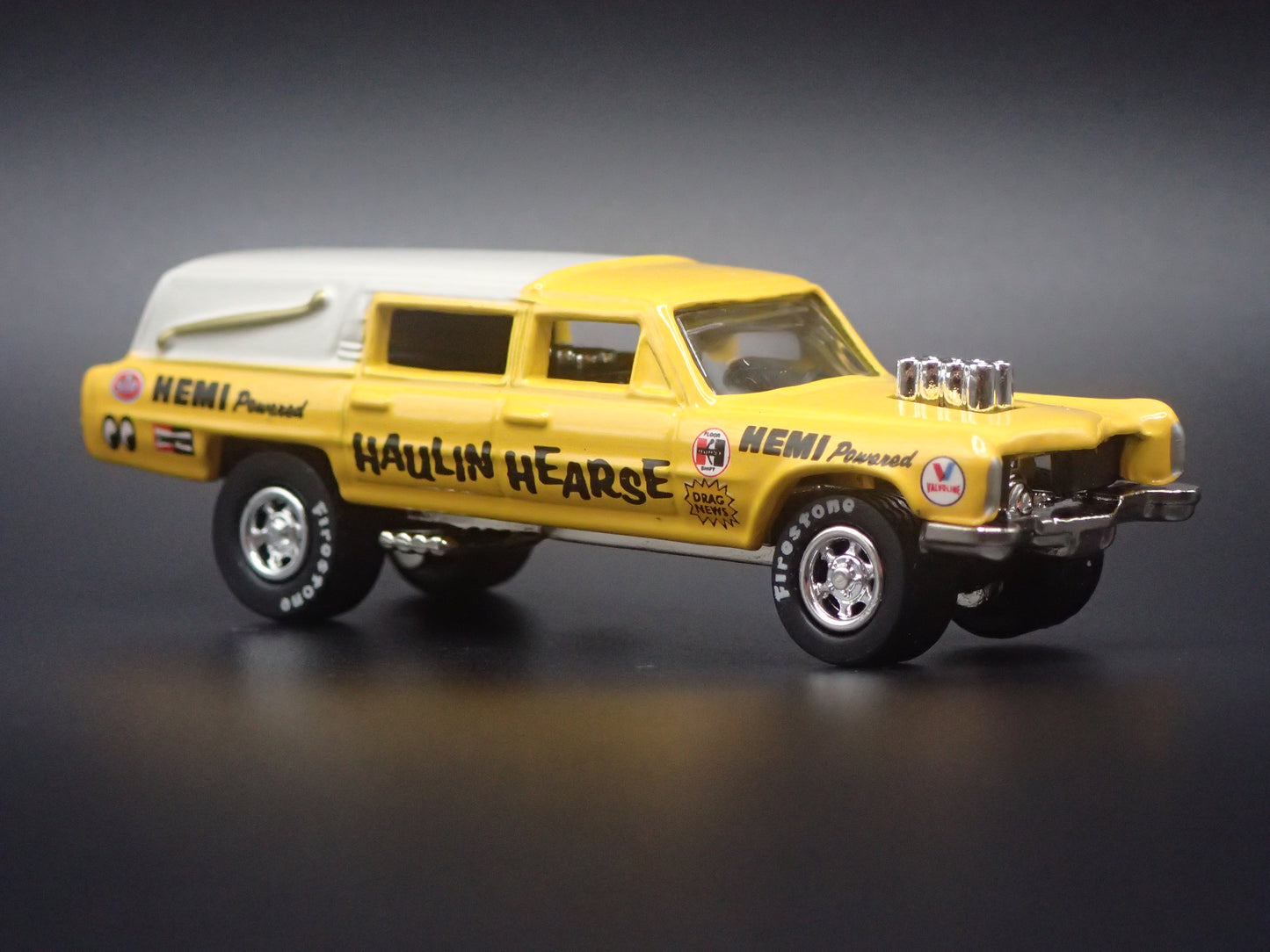 HAULIN HEARSE MOONEYES DRAGSTER NHRA 1:64 SCALE DIECAST MODEL CAR