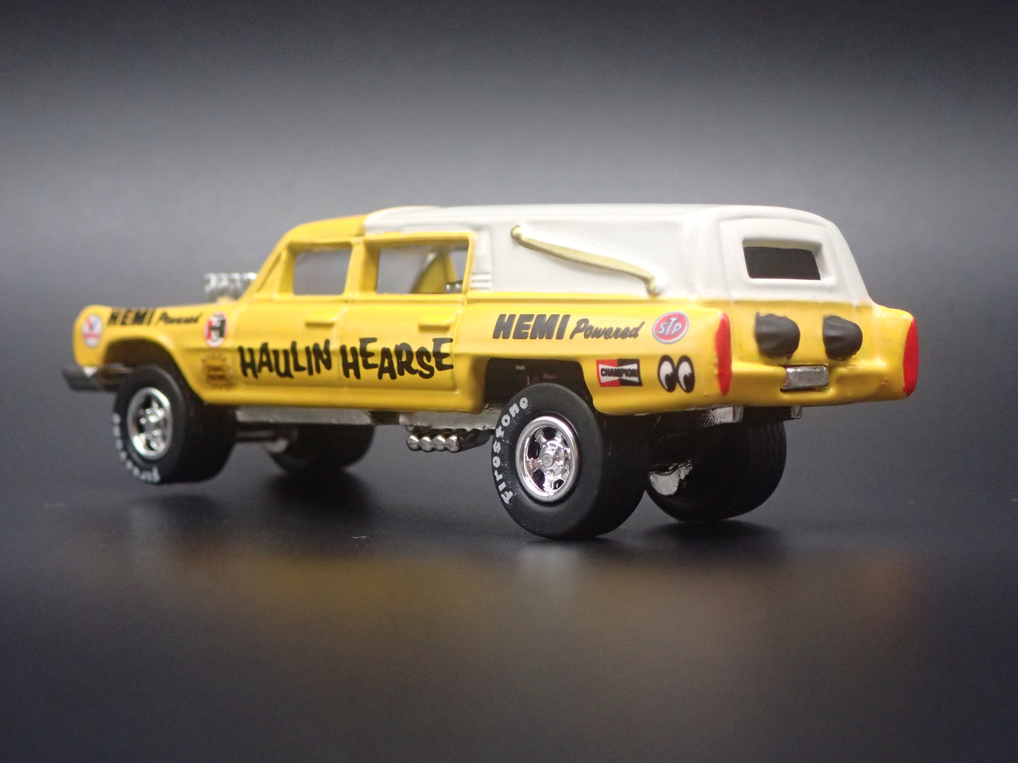 HAULIN HEARSE MOONEYES DRAGSTER NHRA 1:64 SCALE DIECAST MODEL CAR