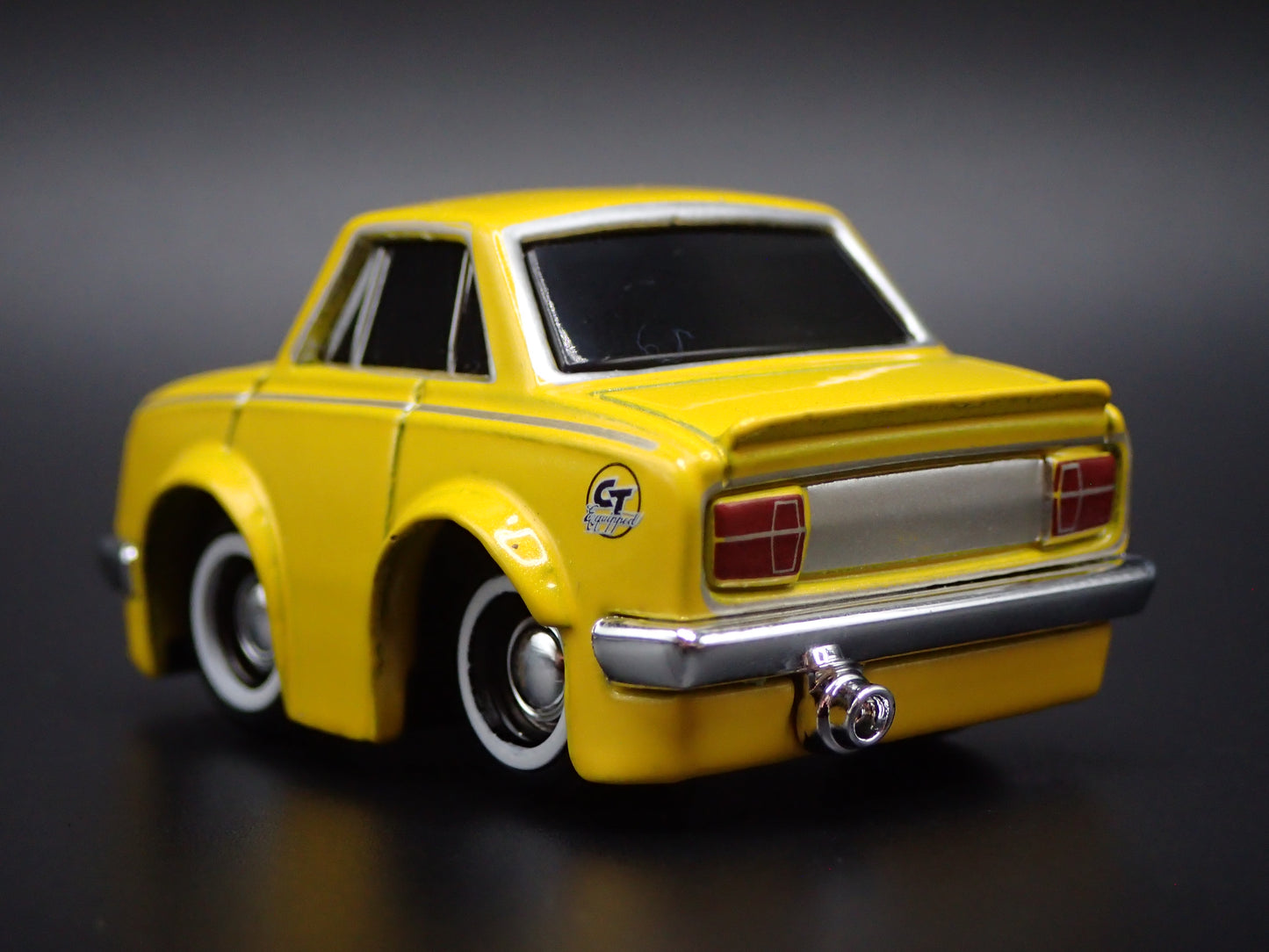 1968-1969 TOYOTA CORONA CAR TUNED YEL 1/64 SCALE COLLECTIBLE DIECAST MODEL CAR