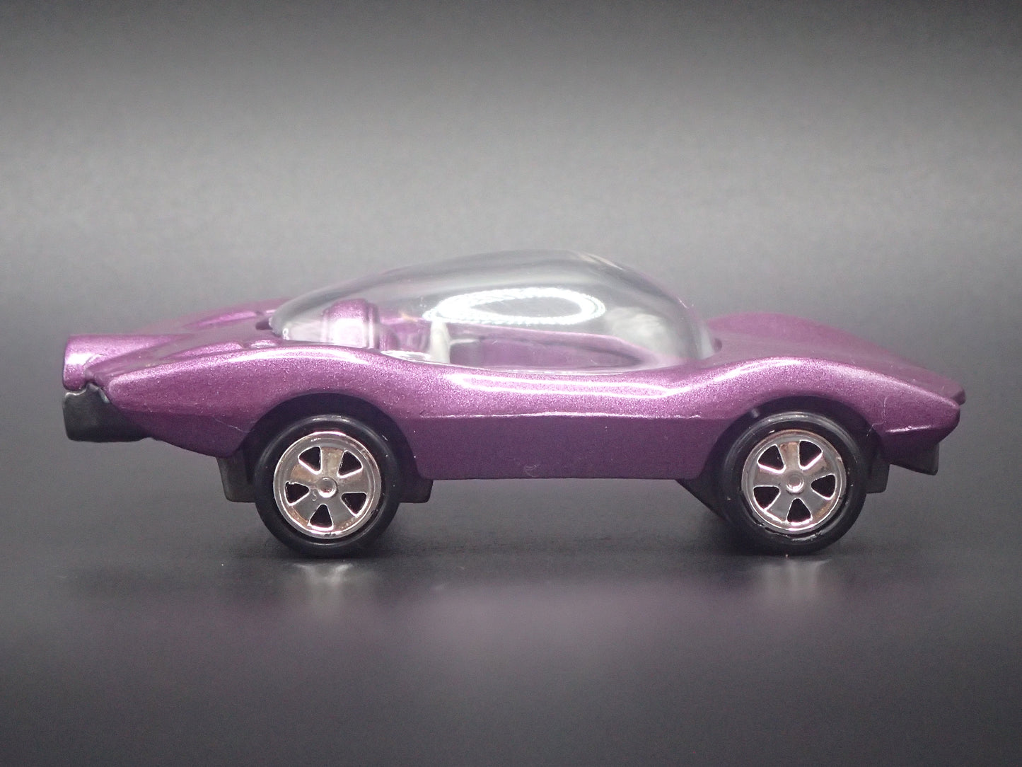 CUSTOM TURBINE PURPLE 1:64 SCALE COLLECTIBLE DIORAMA DIECAST MODEL CAR