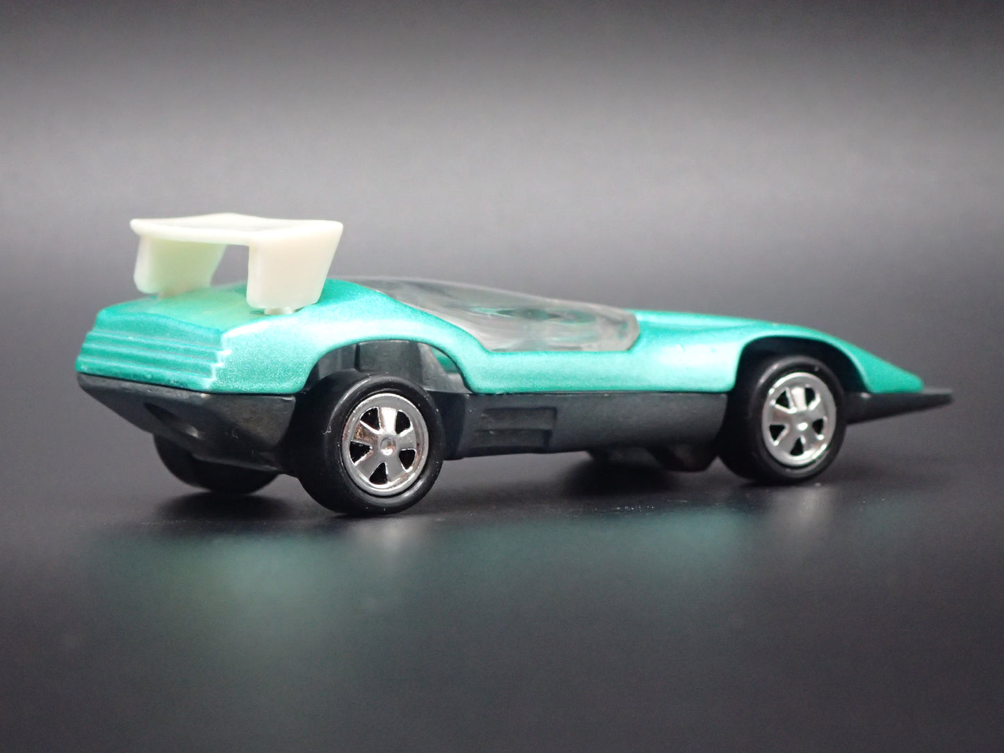 CUSTOM SPOILER 1:64 SCALE COLLECTIBLE DIORAMA DIECAST MODEL CAR