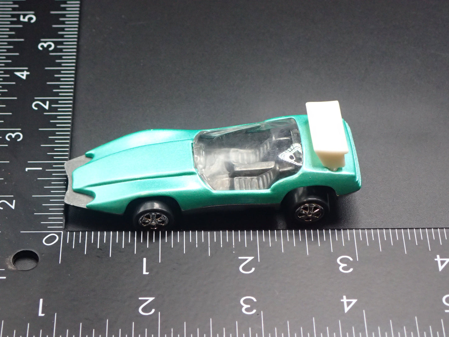 CUSTOM SPOILER 1:64 SCALE COLLECTIBLE DIORAMA DIECAST MODEL CAR
