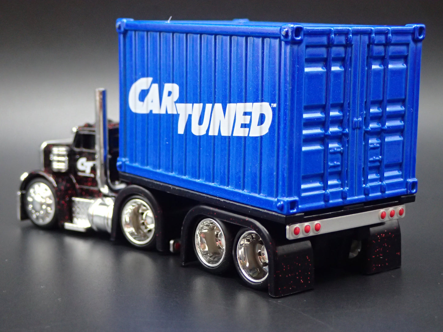 CAR TUNED SNEAKY PETE CONTAINER RIG 1:64 SCALE DIORAMA DIECAST MODEL CAR
