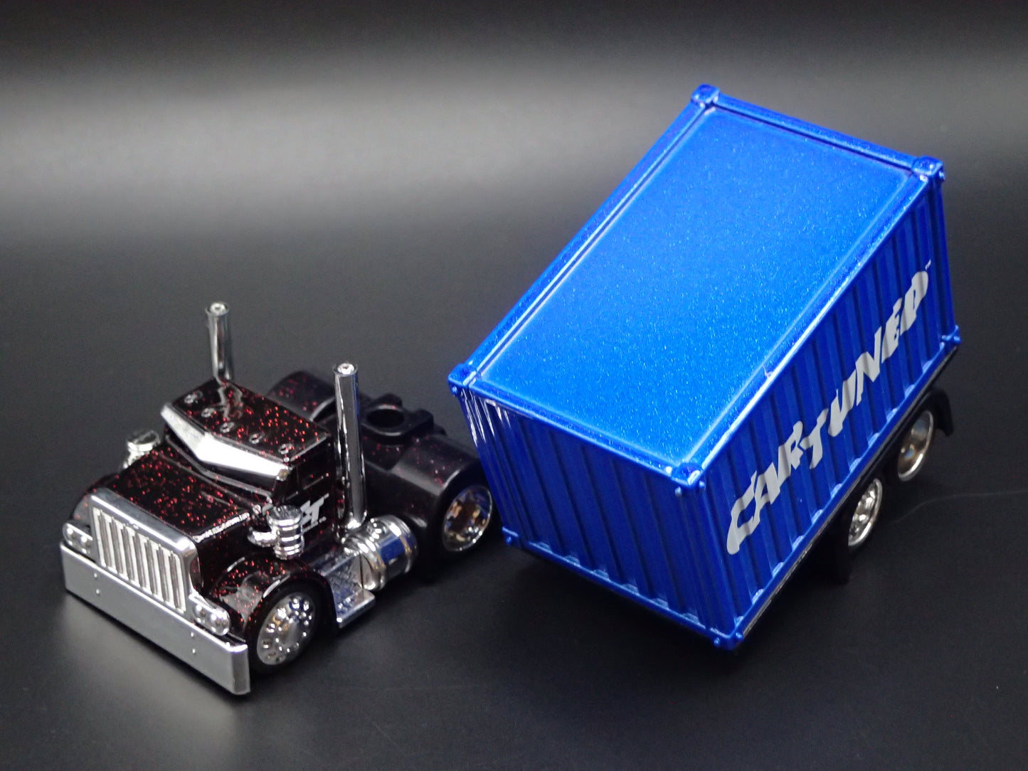 CAR TUNED SNEAKY PETE CONTAINER RIG 1:64 SCALE DIORAMA DIECAST MODEL CAR