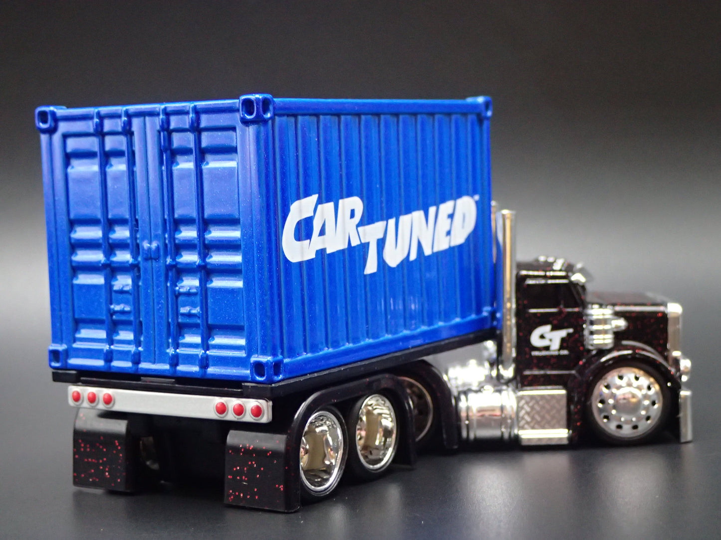 CAR TUNED SNEAKY PETE CONTAINER RIG 1:64 SCALE DIORAMA DIECAST MODEL CAR